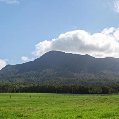 travel safety tips QL visit mt louis web min